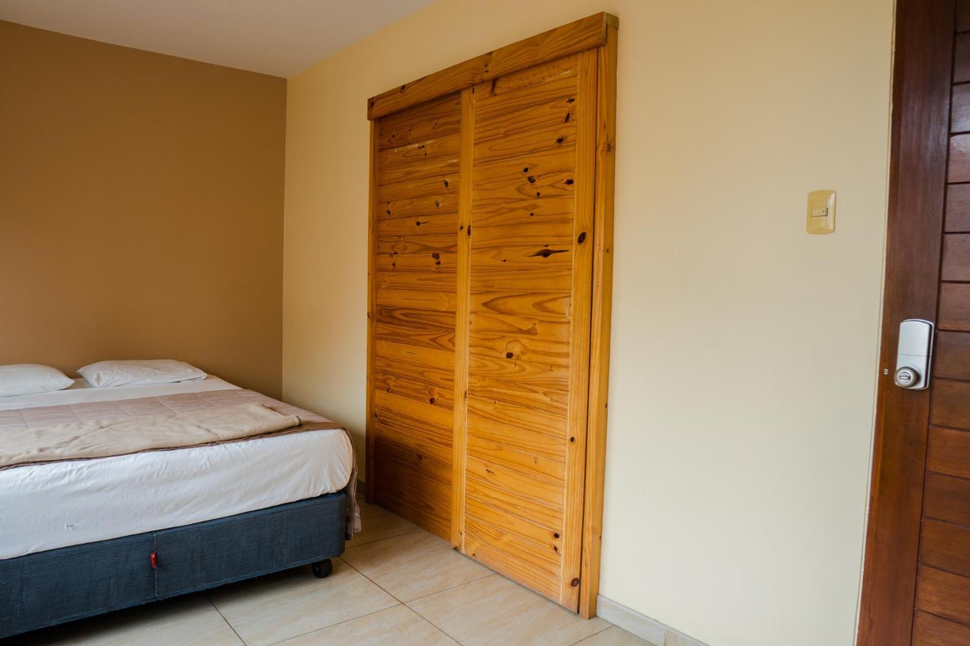 Trugarden Hotel Трухильо Екстериор снимка