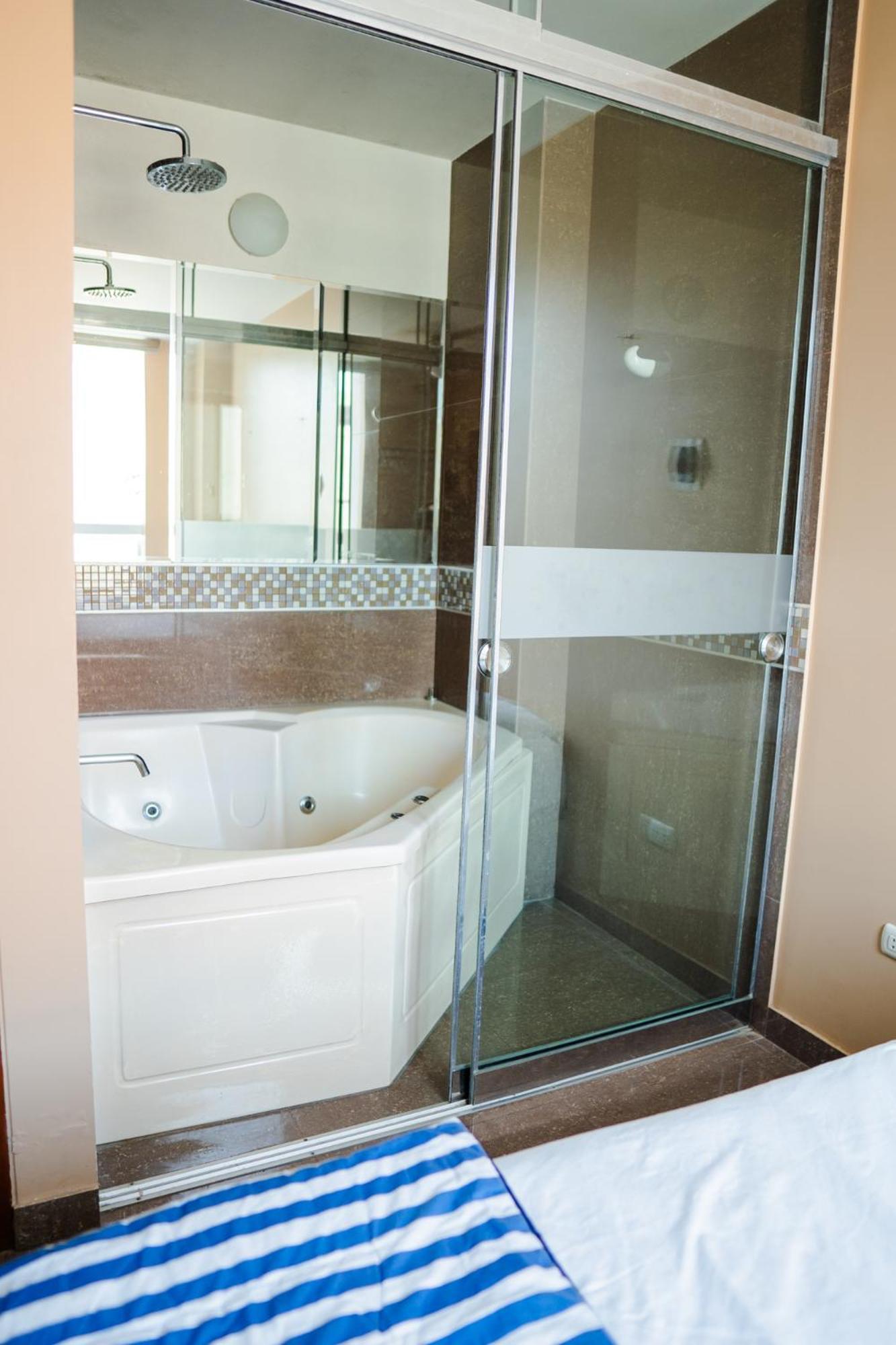 Trugarden Hotel Трухильо Екстериор снимка